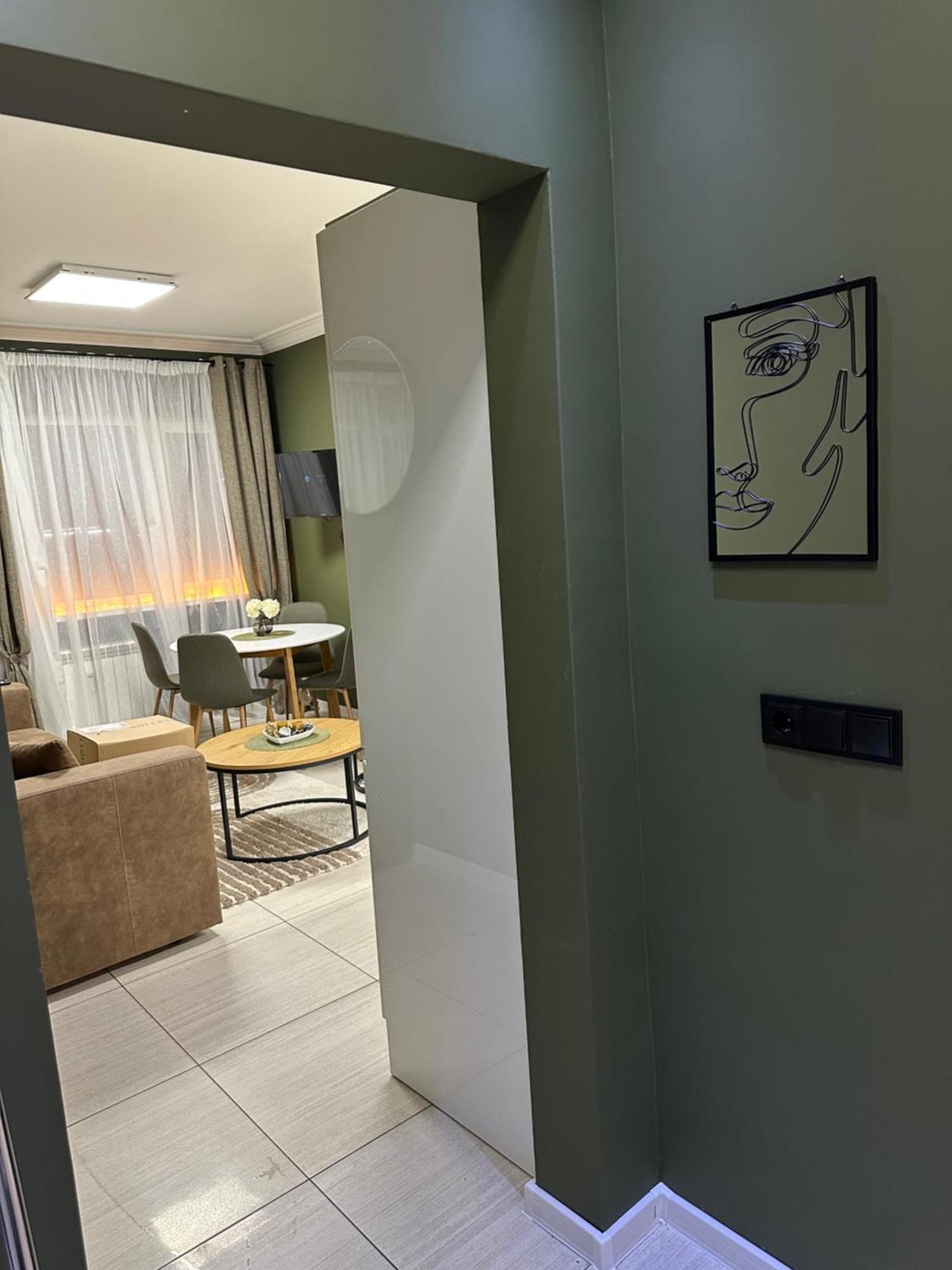 Center Nest Apartment *
